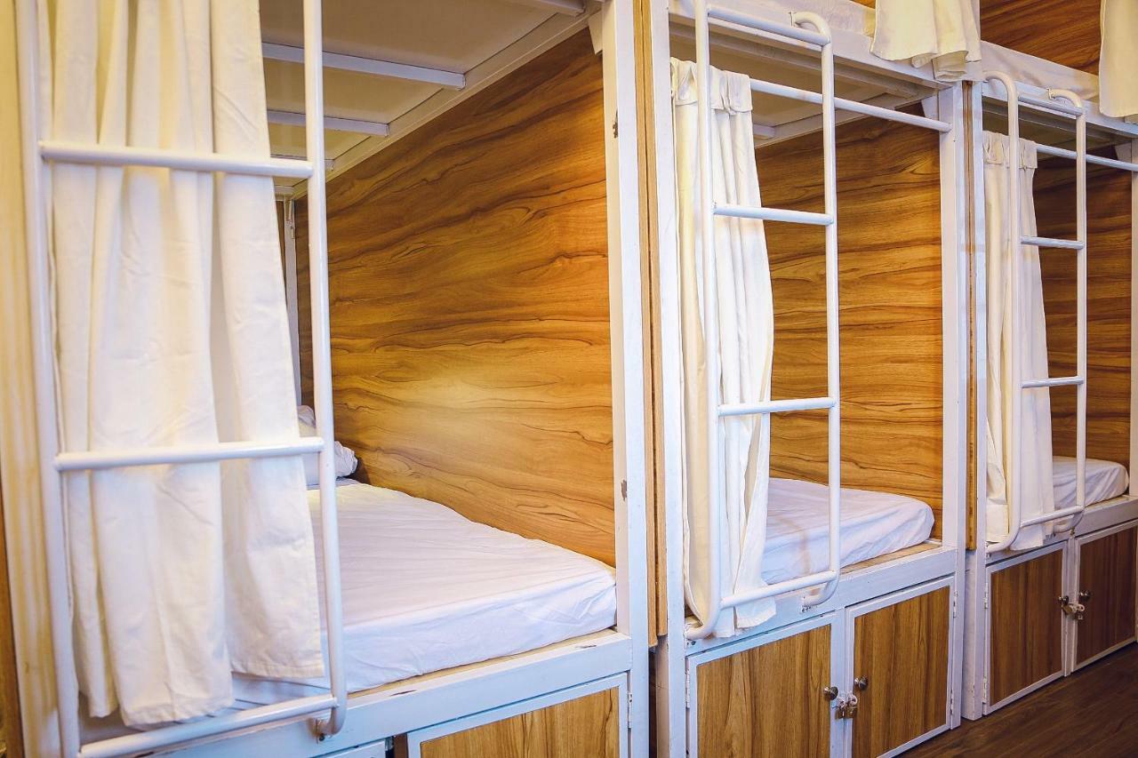 Halley Hostel ハノイ市 エクステリア 写真