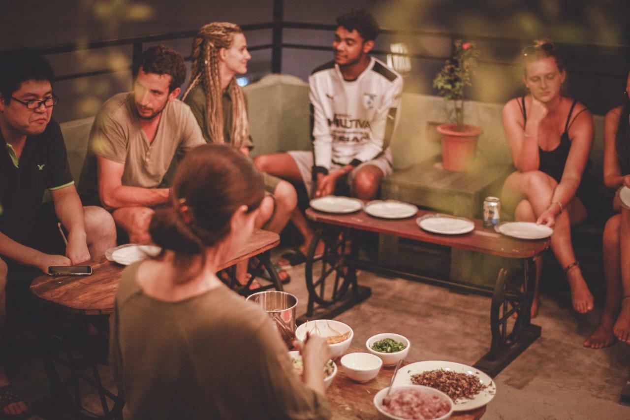 Halley Hostel ハノイ市 エクステリア 写真